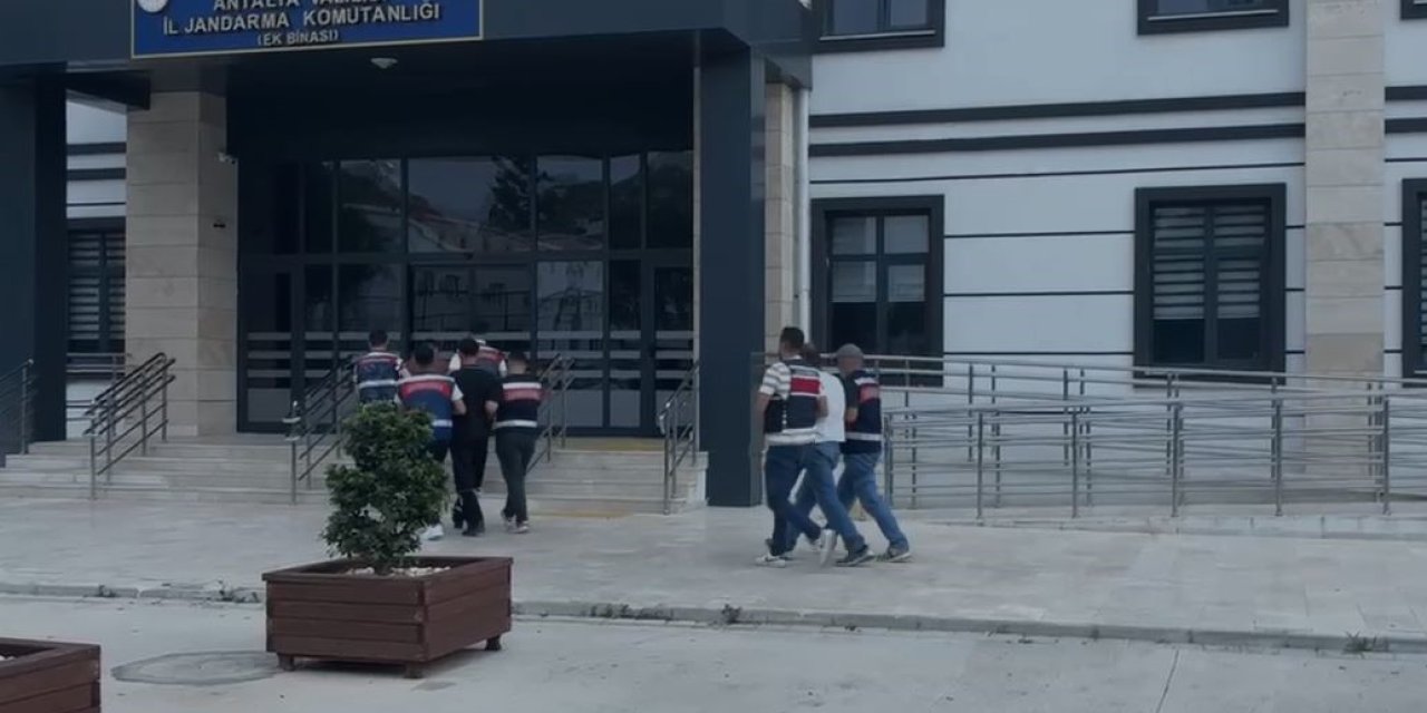 Antalya Merkezli 27 İlde Eş Zamanlı Yasa Dışı Bahis Operasyonu: 79 Gözaltı