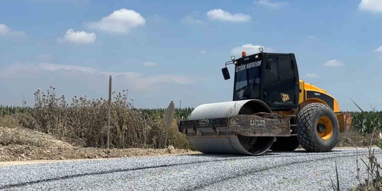 Tarsus’ta Denize Ulaşım Yolu Yenilendi