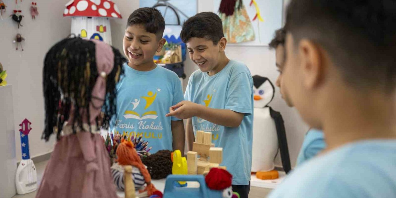 Mersin’de Çocuklar Atıkları Sanata Dönüştürdü