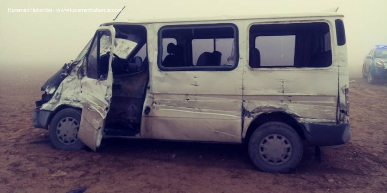 Öğretmenleri Taşıyan Minibüs Kamyonla Çarpıştı: 13 Yaralı