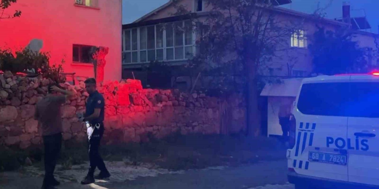 Tabancayla Evine Ateş Açtı, Kadın Ve Çocukları Kades Çağrısı İle Polis Kurtardı