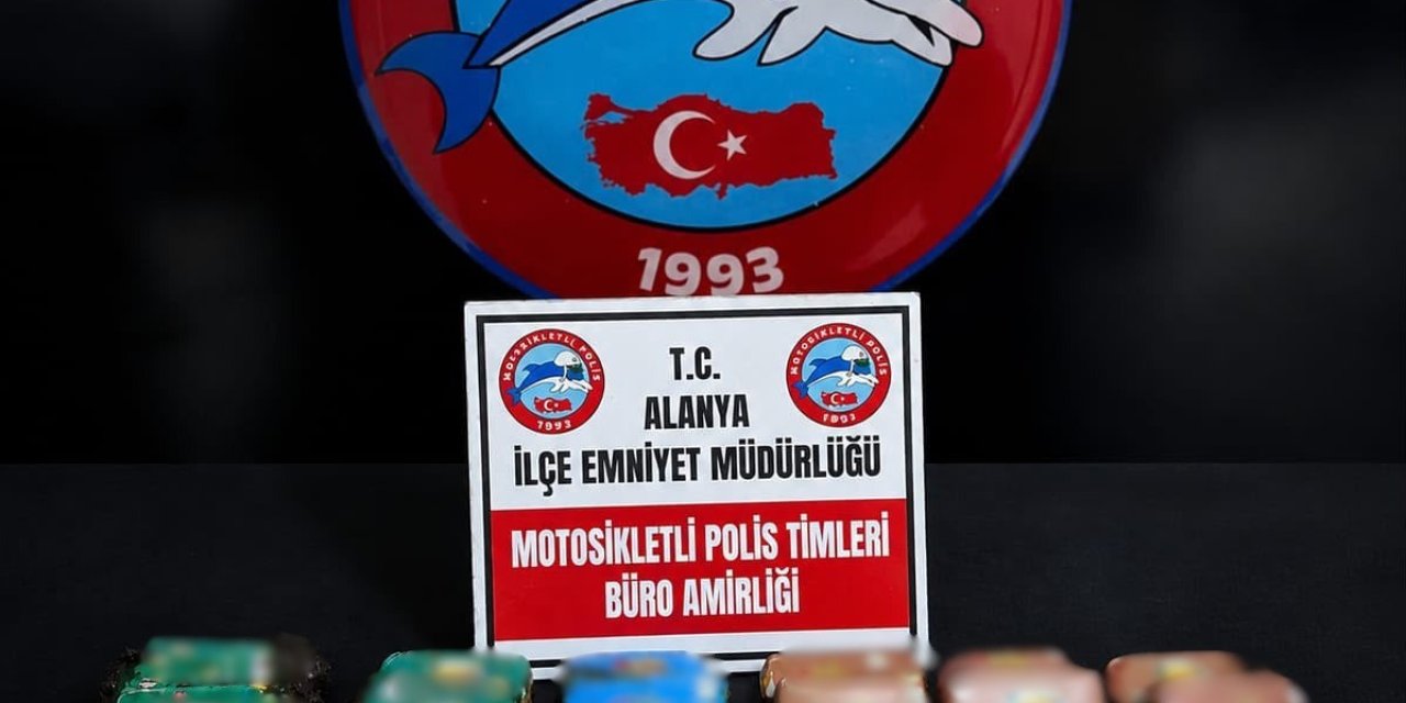 Alanya’da Motosiklette 4 Kilo Esrar Ele Geçirildi