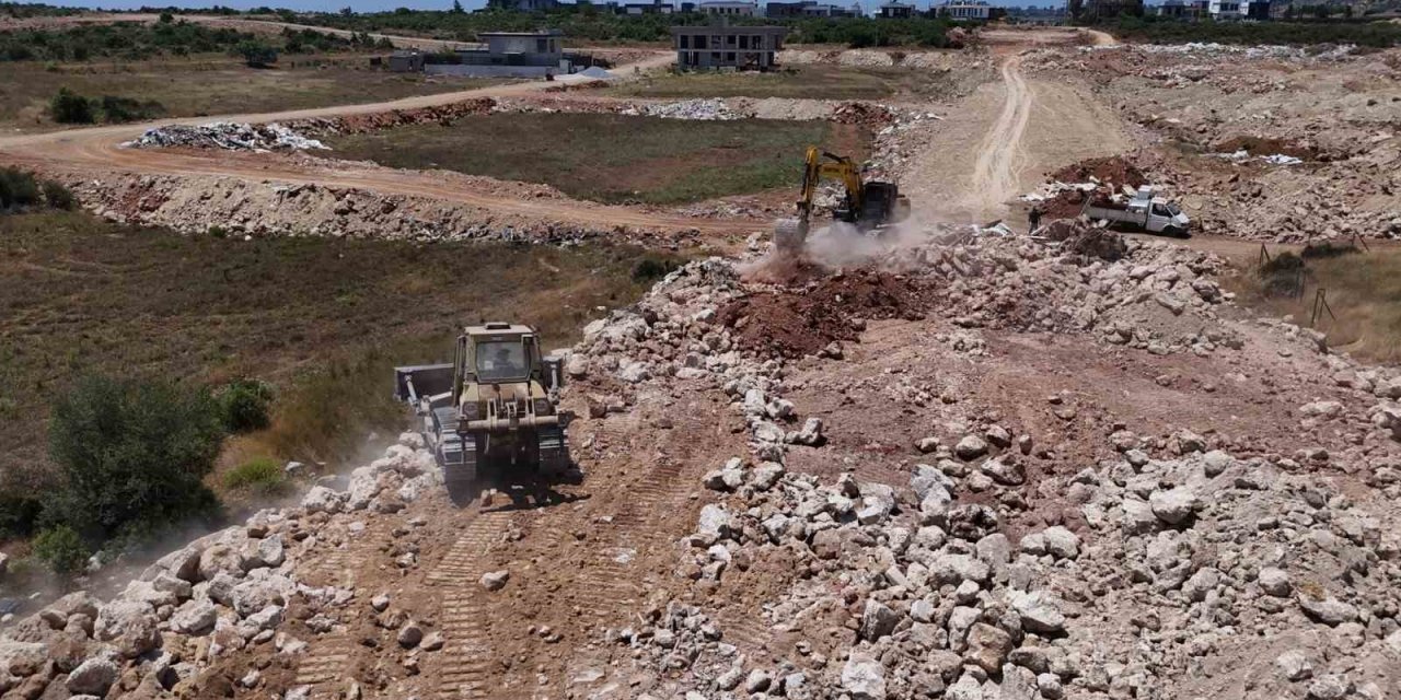 Aksu’da Yeni İmar Yolu Çalışmaları Devam Ediyor