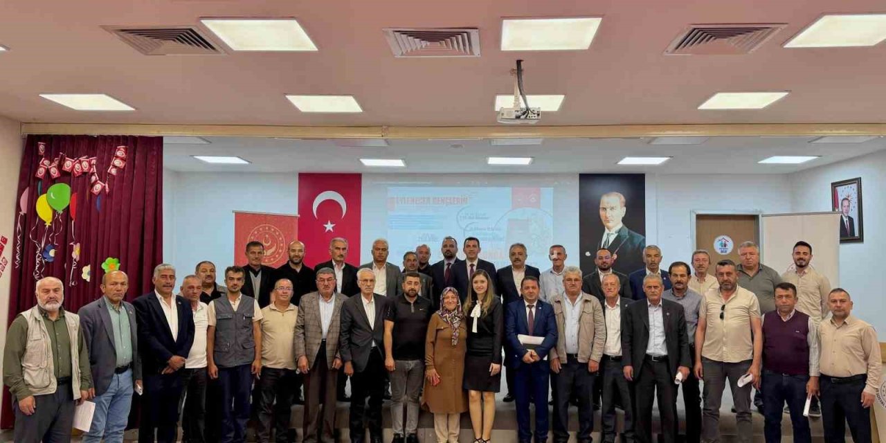 Muhtarlara Sosyal Risk Haritaları Ve Sosyal Hizmetler Eğitimi Verildi
