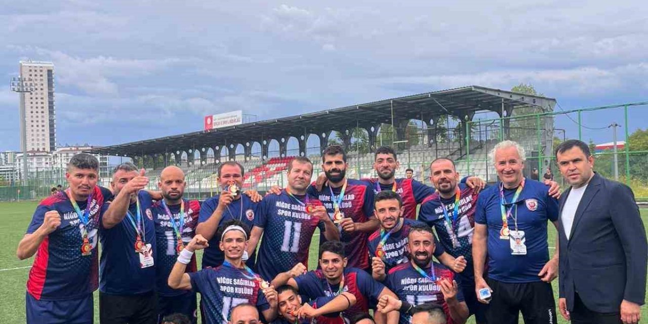 Tiesf’de Şampiyon Niğde Sağırlar Spor Kulübü Oldu