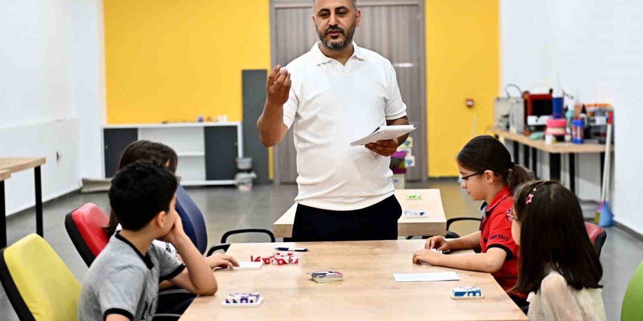 Assim’de Akıl Ve Zeka Oyunları Müsabakası Heyecanı