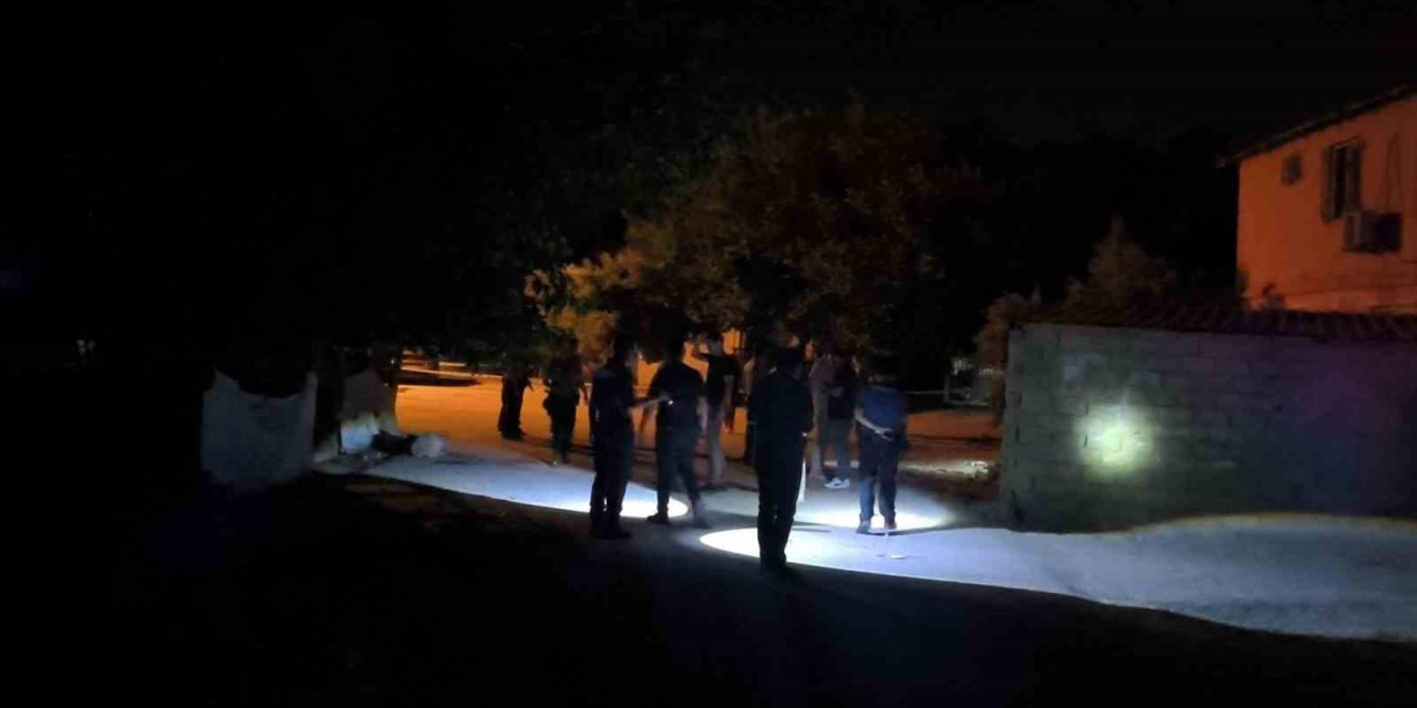 Antalya’da İki Grup Arasında Çıkan Kavgada Silahlar Konuştu: 3 Yaralı
