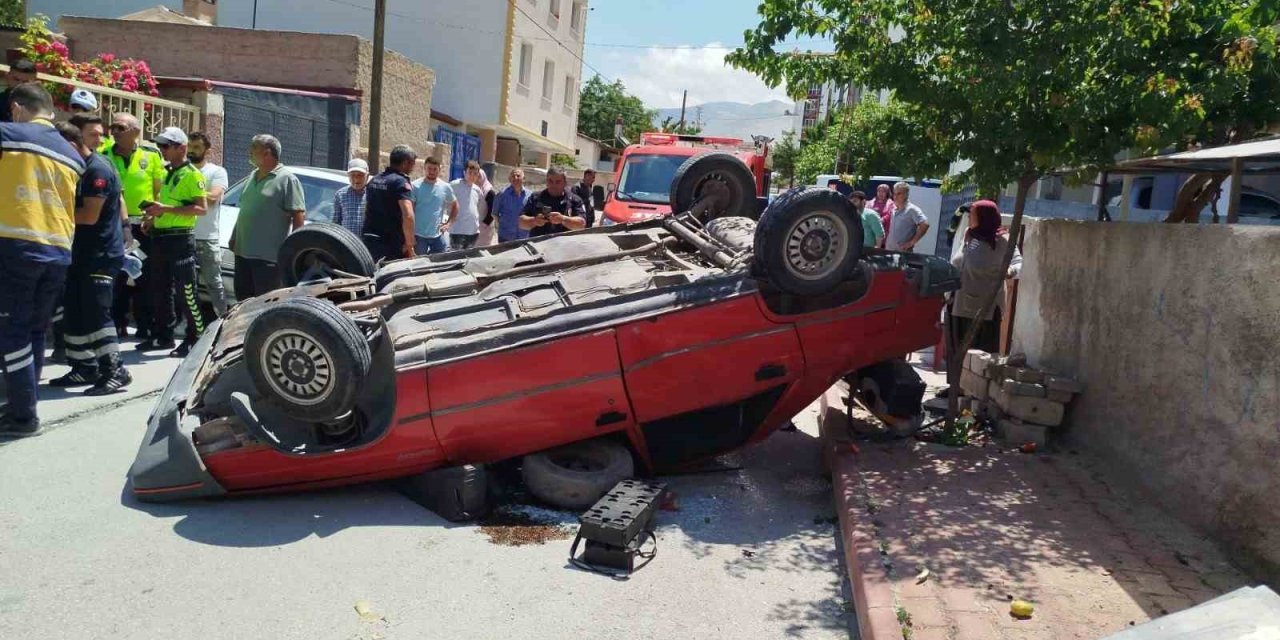 Niğde’de Otomobil Ters Döndü: 1 Yaralı
