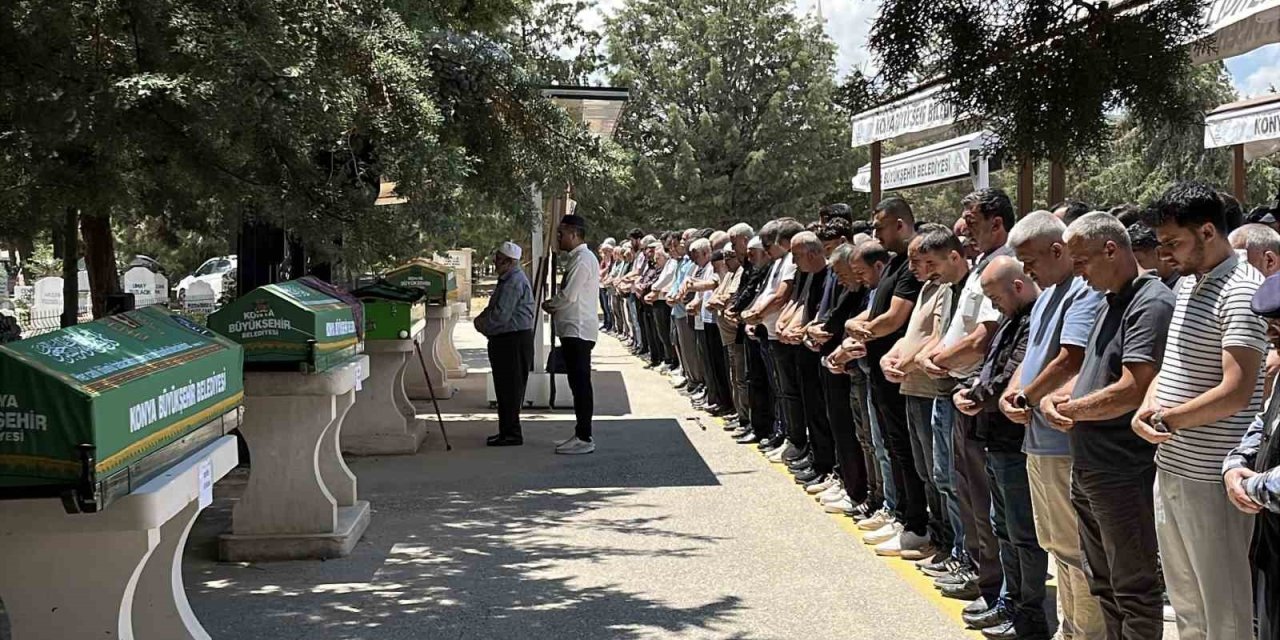 Isparta’daki Kazada Hayatını Kaybeden Keziban Baysal Son Yolculuğuna Uğurlandı