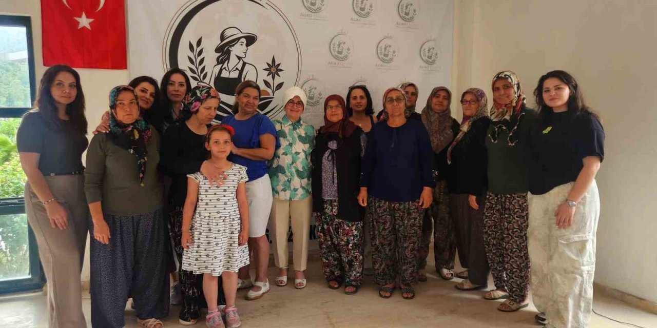 Karaöz’de Kadınlar Kooperatif Çatısı Altında Birleşti