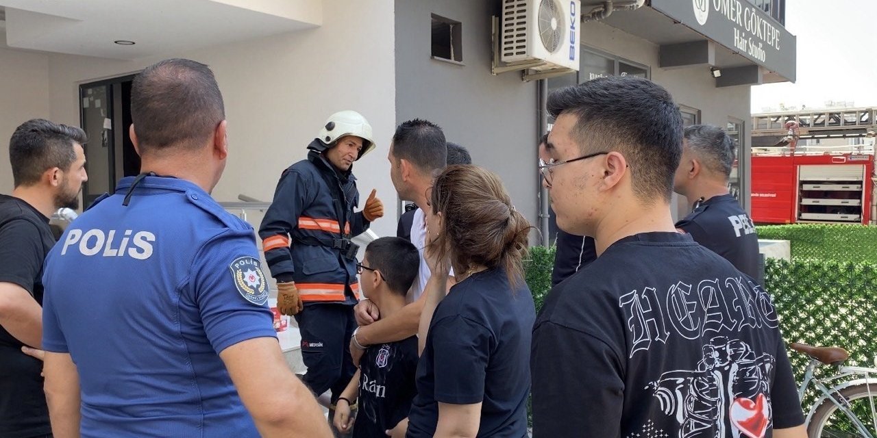 Mersin’de 10 Katlı Binada Yangın: Sağlık Ekipleri Dumandan Etkilenenlere Müdahale Etti