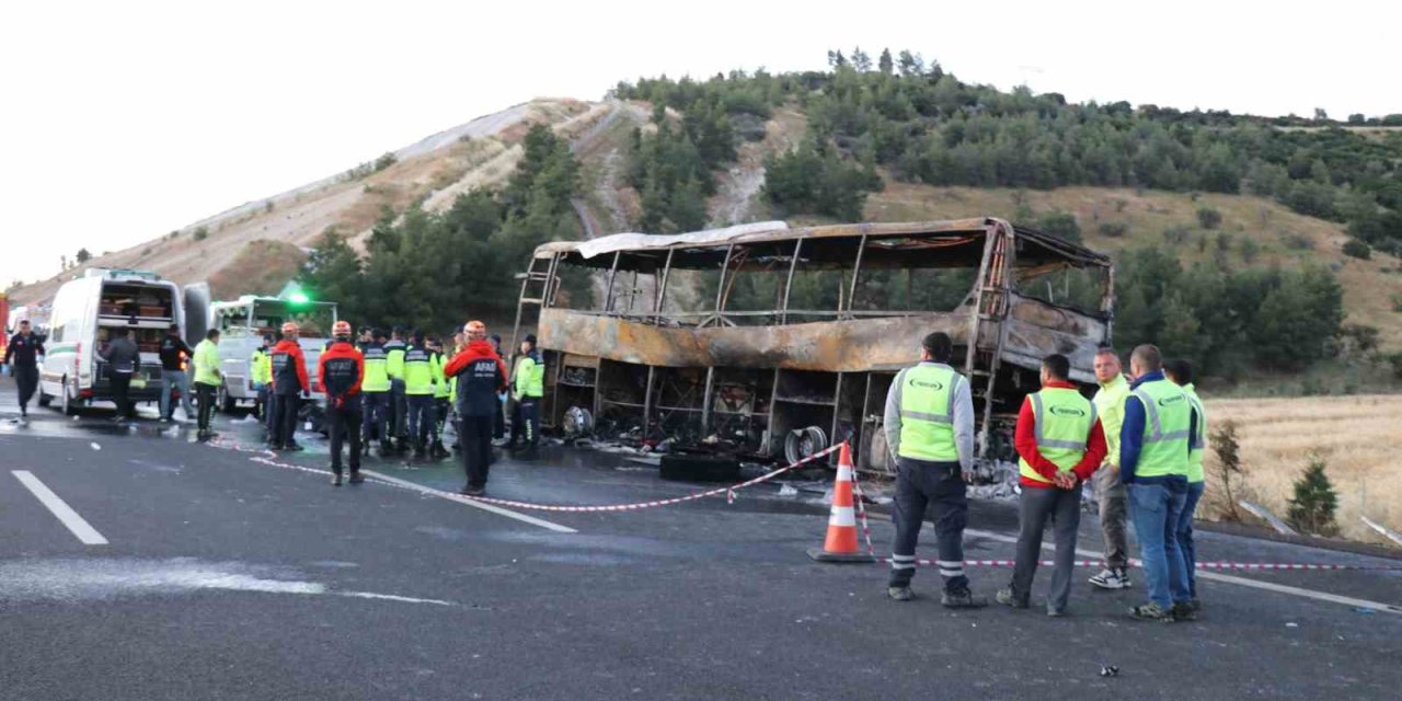 Denizli’deki Otobüs Faciasında Hayatının Kaybedenlerin Sayısı 9’a Çıktı