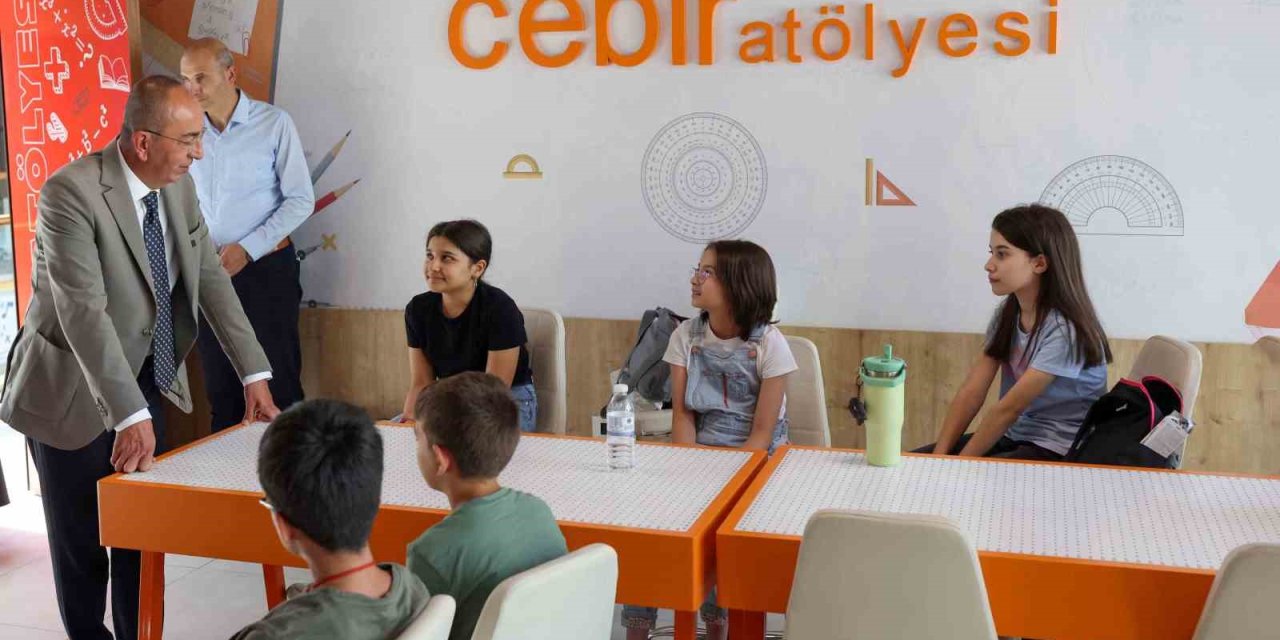 Mega Yaz Okulu’nda Kayıt Heyecanı