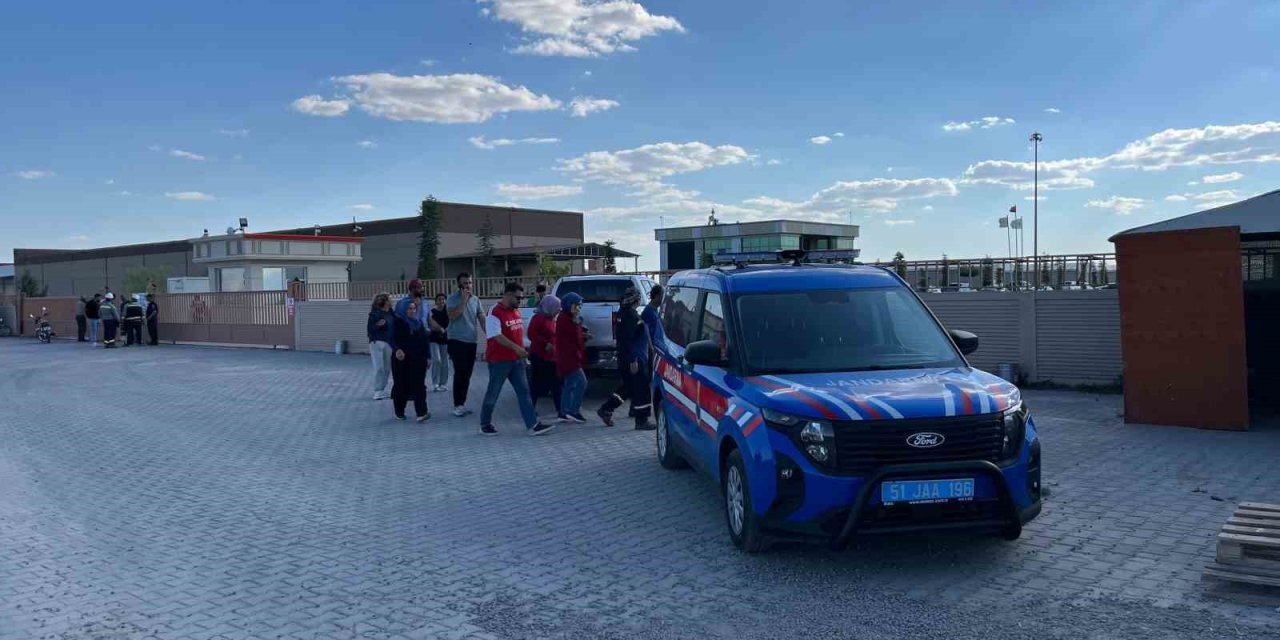 Niğde’de Havai Fişek Fabrikasındaki Patlamada 1 Kişi Hayatını Kaybetti, 1 Yaralandı