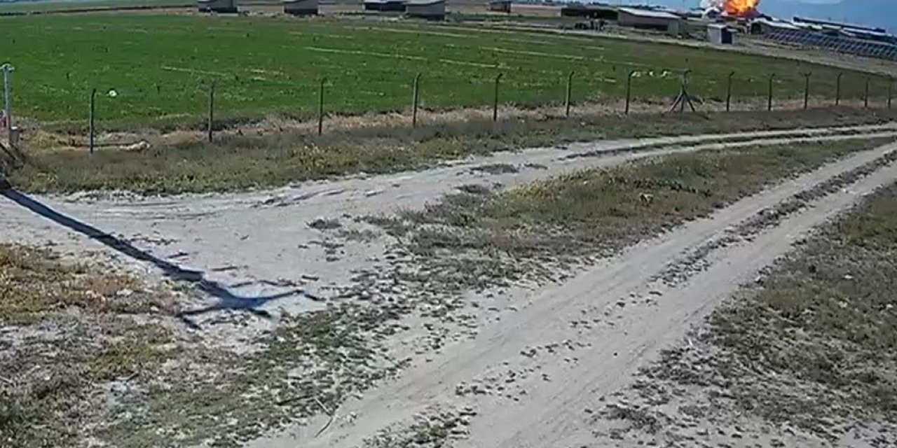 Niğde’deki Havai Fişek Fabrikasındaki Patlama Kamerada