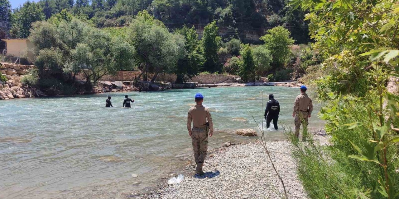 Alara Çayı’nda Kaybolan Genci Arama Çalışmaları 17’nci Gününde Sürüyor