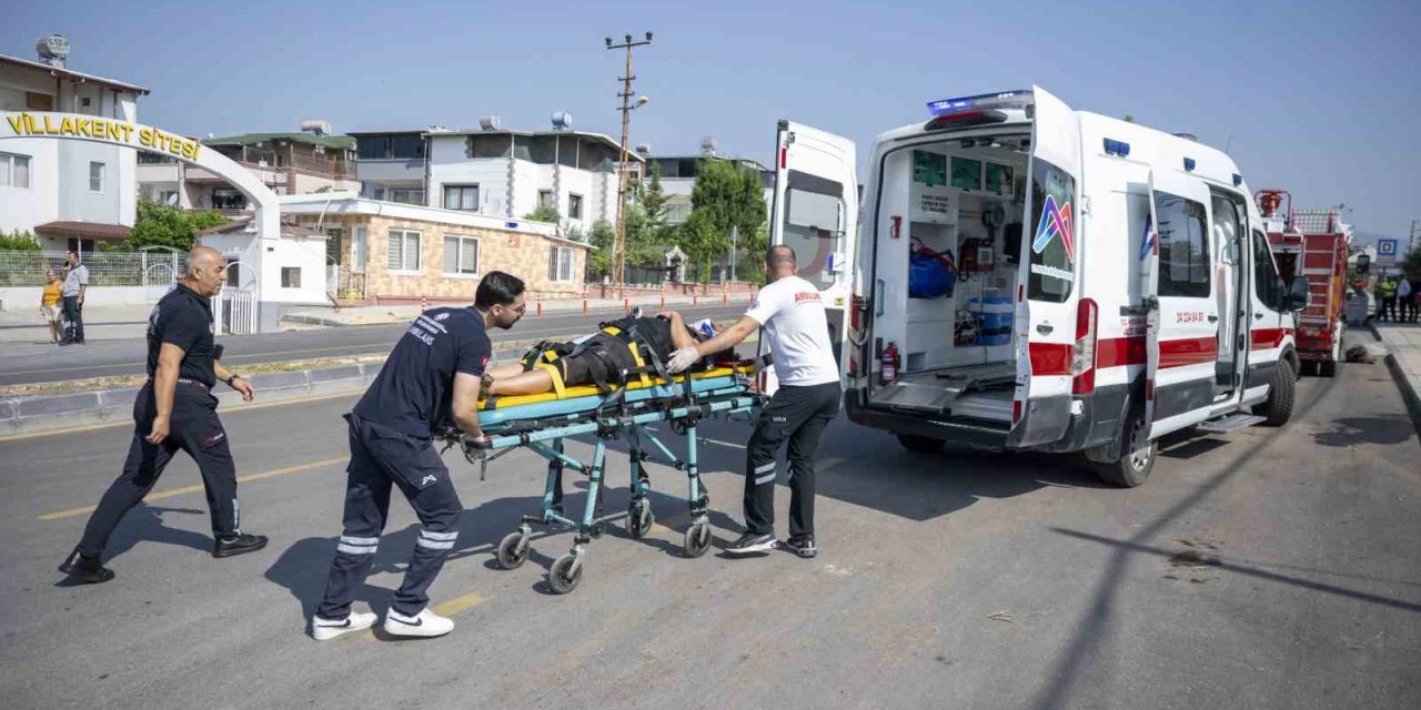 Mersin’de Gerçeğini Aratmayan Trafik Kazası Tatbikatı