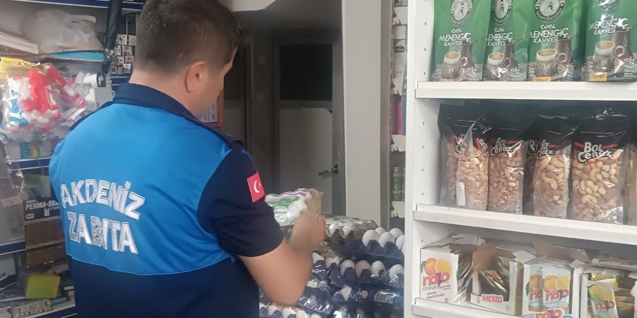 Akdeniz’de Son Kullanma Tarihi Geçmiş 230 Gıda Ürünü İmha Edildi