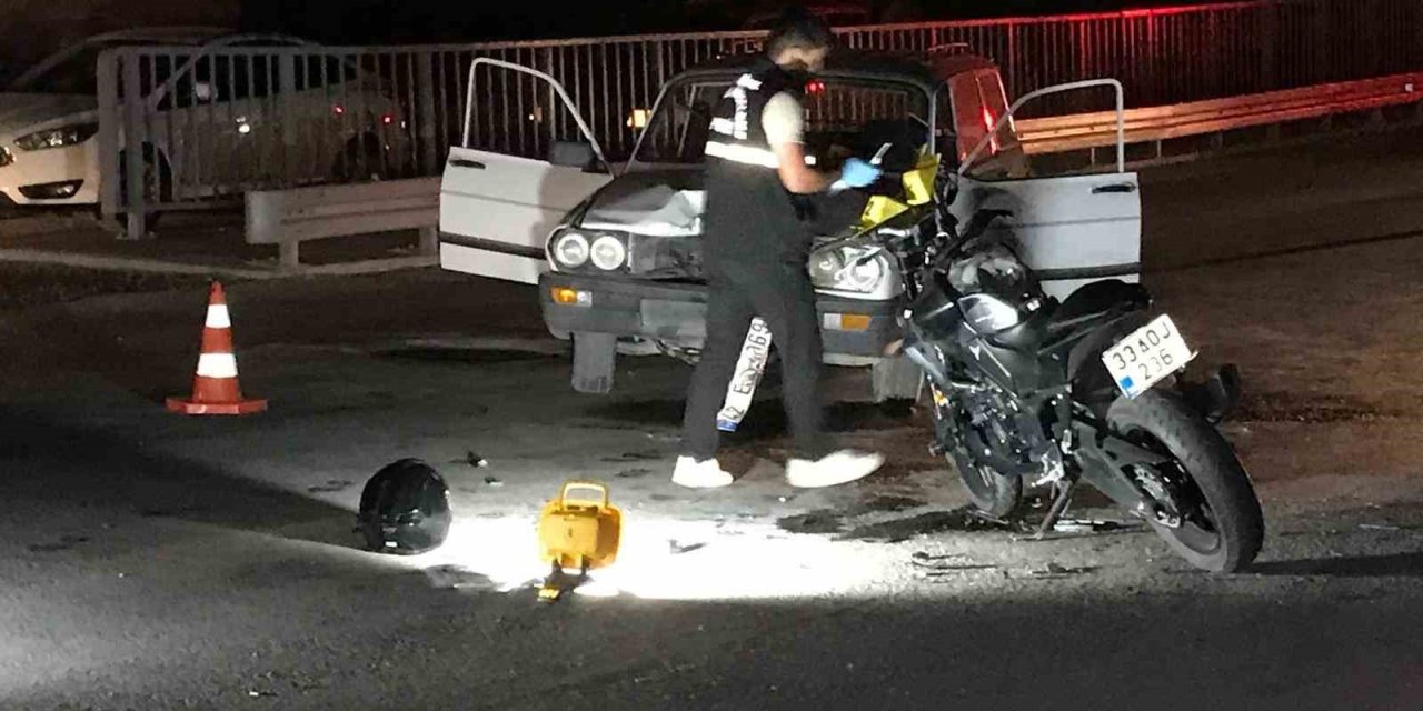 Otomobille Çarpışan Motosikletin Sürücüsü Ağır Yaralandı