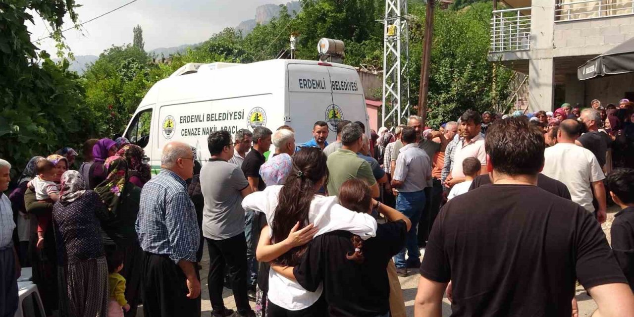 Mersin’de Acı Olay: Doğum Gününde Hayatını Kaybetti, Nikah Günü Defnedildi