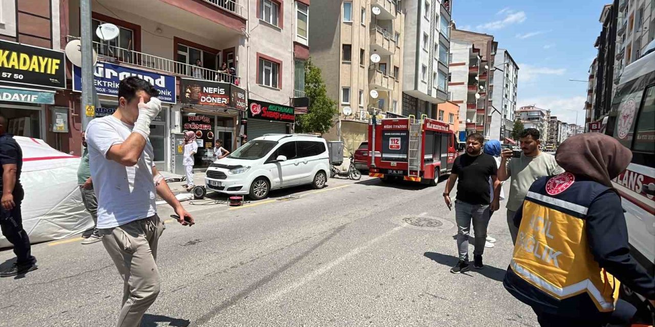 Niğde’de Nişanlı Çiftin ’ayrılık’ Kavgası Kanlı Bitti: 1 Kişi Yaralandı
