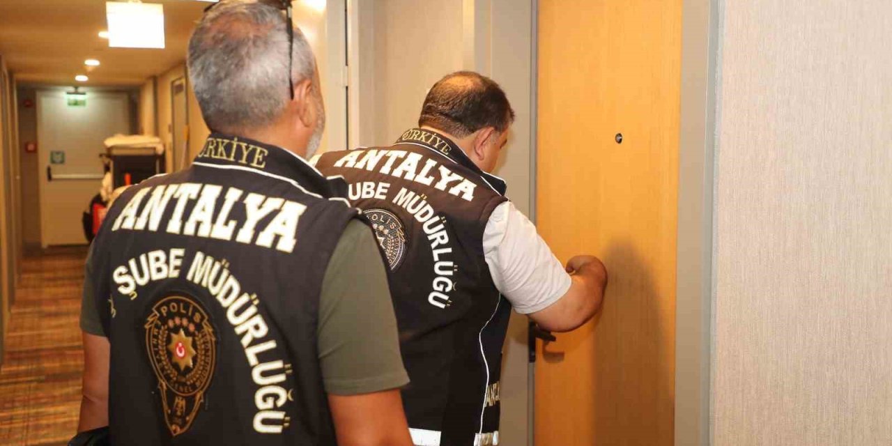 Antalya’da Günübirlik Konaklama Yerleri Ve Araç Kiralama Firmalarına Eş Zamanlı Denetim
