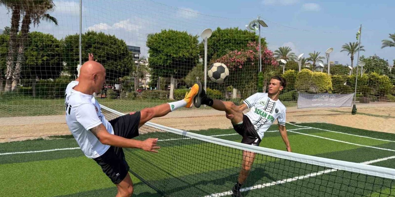 Alanya’da Geleneksel Futnet Ayak Tenisi Turnuvası Başlıyor