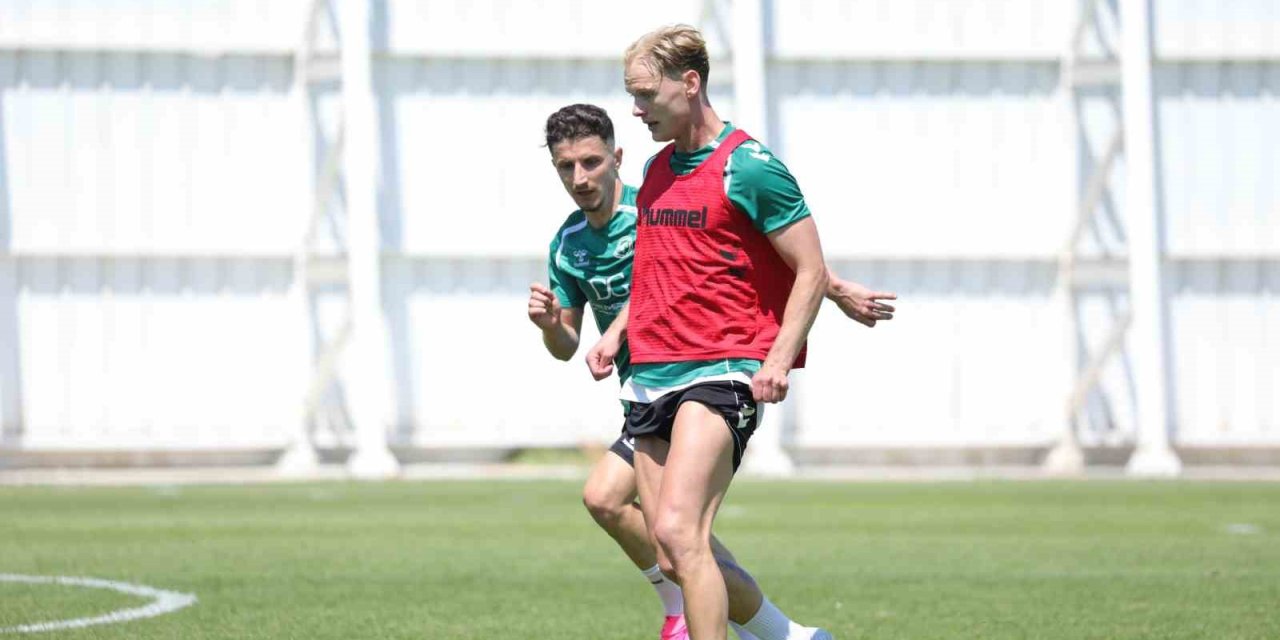 Konyaspor, Yeni Sezon Hazırlıklarına Devam Ediyor