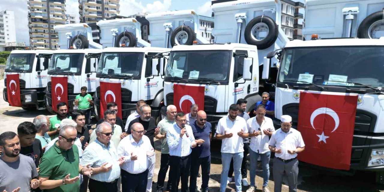 Erdemli Belediyesi Hizmet Filosuna 10 Yeni Kamyon