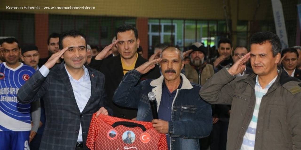 Şehitler Anısına Düzenlenen Futbol Turnuvasında Şehit Babası Unutulmadı