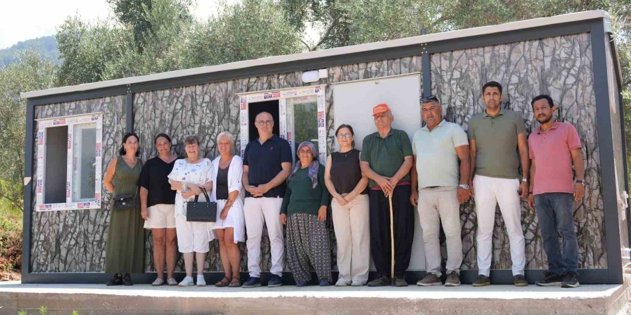 400 Kilometrelik İyilik Yürüyüşü Alanya’da İhtiyaç Sahibi Aileye Yuva Oldu