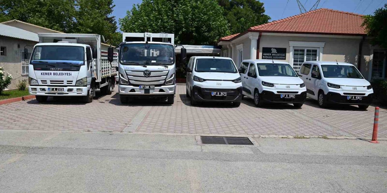 Kemer Belediyesi Araç Filosunu Güçlendirmeye Devam Ediyor