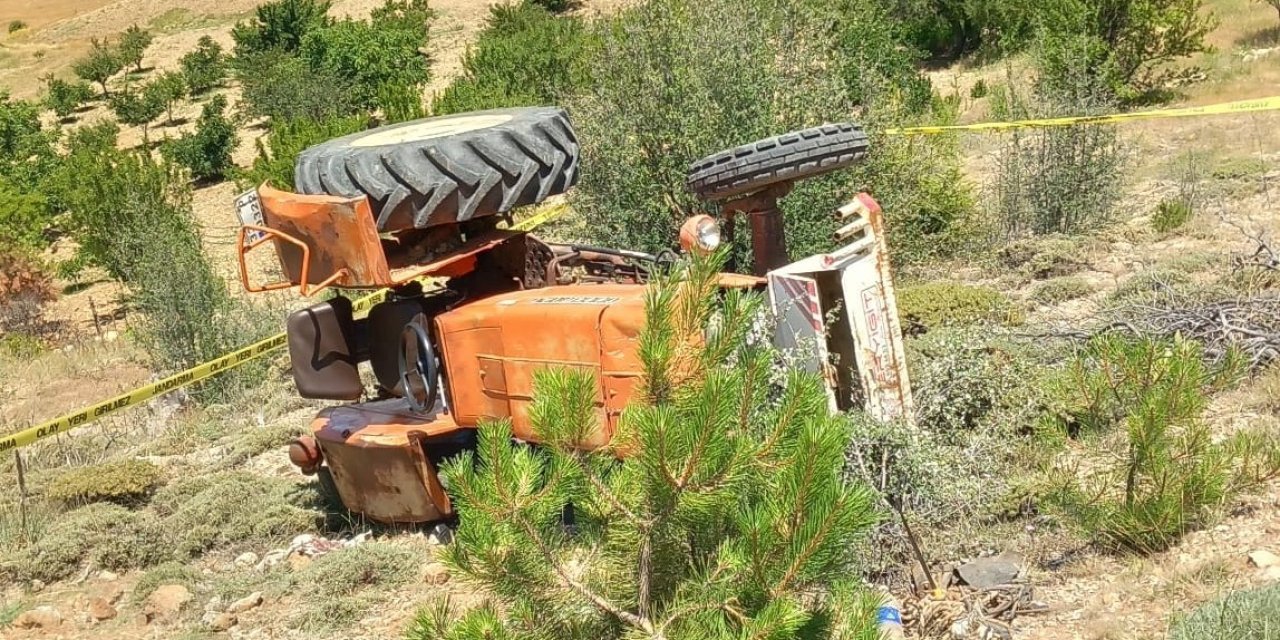 Karaman’da Traktör Devrildi: 1 Ölü