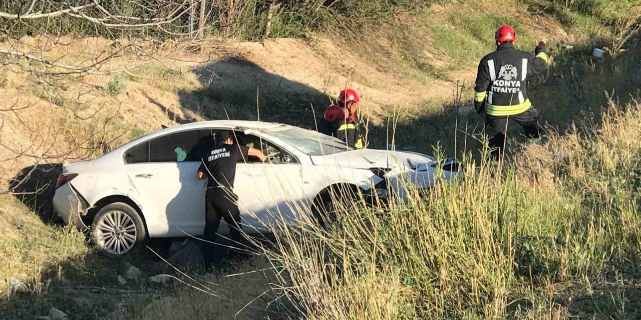 Otomobil Şarampole Yuvarlandı: 1’i Bebek 3 Yaralı