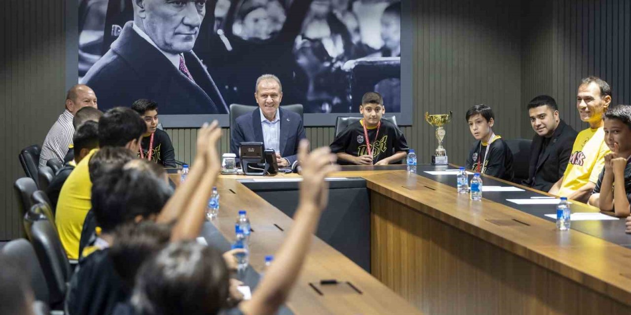 Başkan Seçer: "amacımız ’basketbol Şehri’ Hüviyetini Mersin’e Tekrar Kazandırmak"
