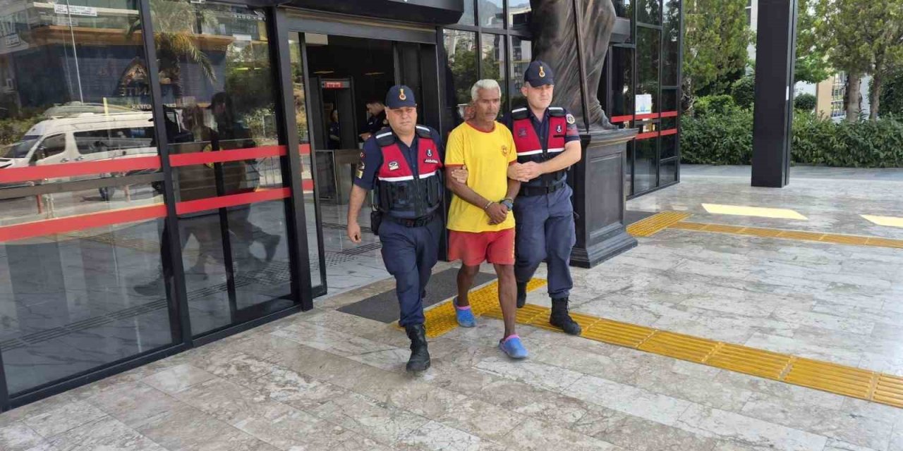 Alanya’da Firari Hükümlü Jandarma Denetiminde Yakalandı