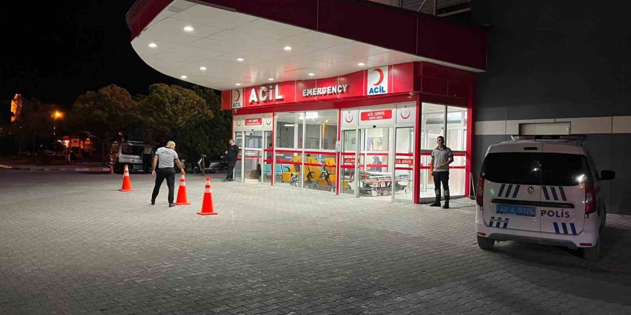 Karapınar’da Motosiklet İle Otomobil Çarpıştı: 2 Yaralı