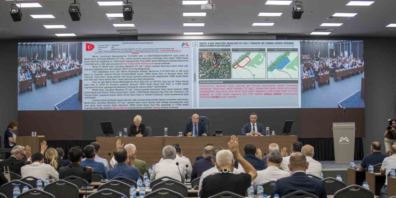 Mersin’de İki İsmin Hatırası Okuma Salonlarında Yaşayacak