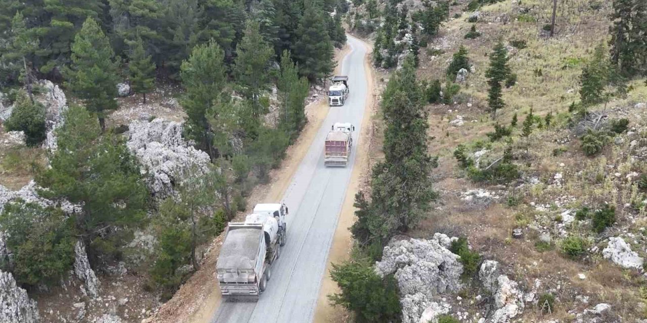 Gülnar’da Yarım Asırlık Yol Sorunu Çözüldü
