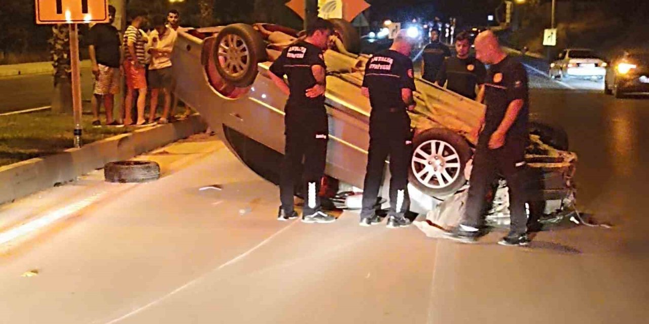 Önündeki Motosiklete Çarpmamak İçin Direksiyonu Kırdı, Takla Attı