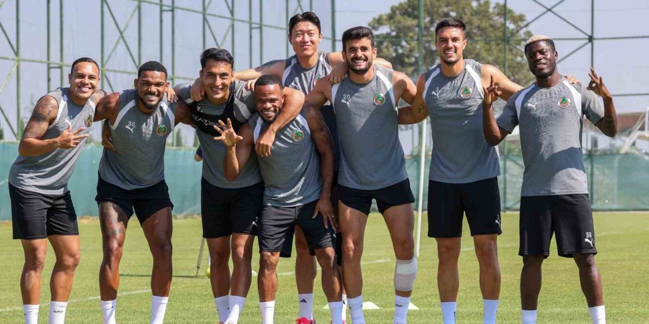 Corendon Alanyaspor, Burdur Kampında Yeni Sezon Hazırlıklarını Sürdürdü