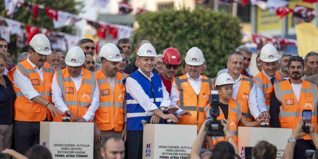 Mersin’de Dev Kavşak Projesinin Temeli Atıldı