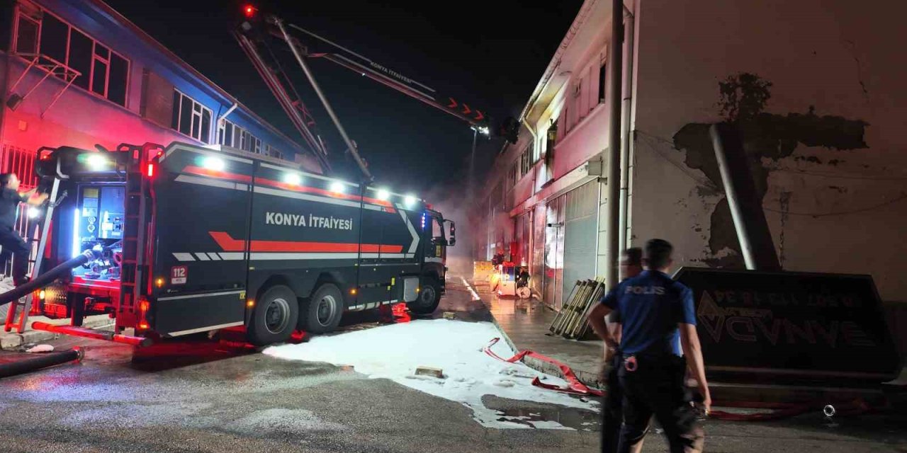 Konya’da İş Yerinde Yangın Paniği