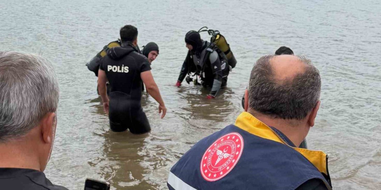 Oltasını Düşürdüğü Gölette Boğularak Hayatını Kaybetti