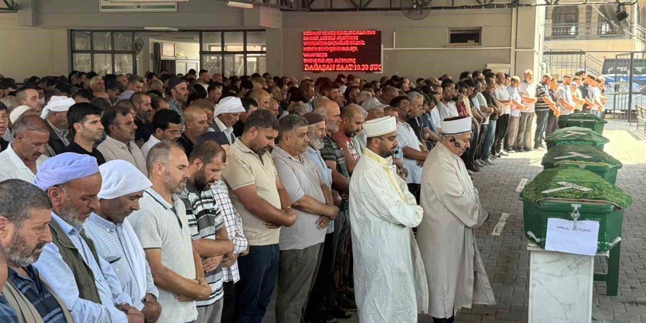 Mersin’deki 4 Kişi Feryatlar Arasında Son Yolculuğuna Uğurlandı