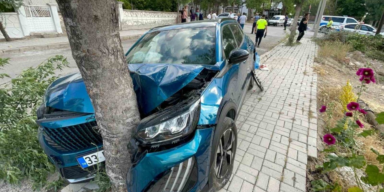 Karaman’da İki Aracın Karıştığı Kazada 1 Kişi Yaralandı