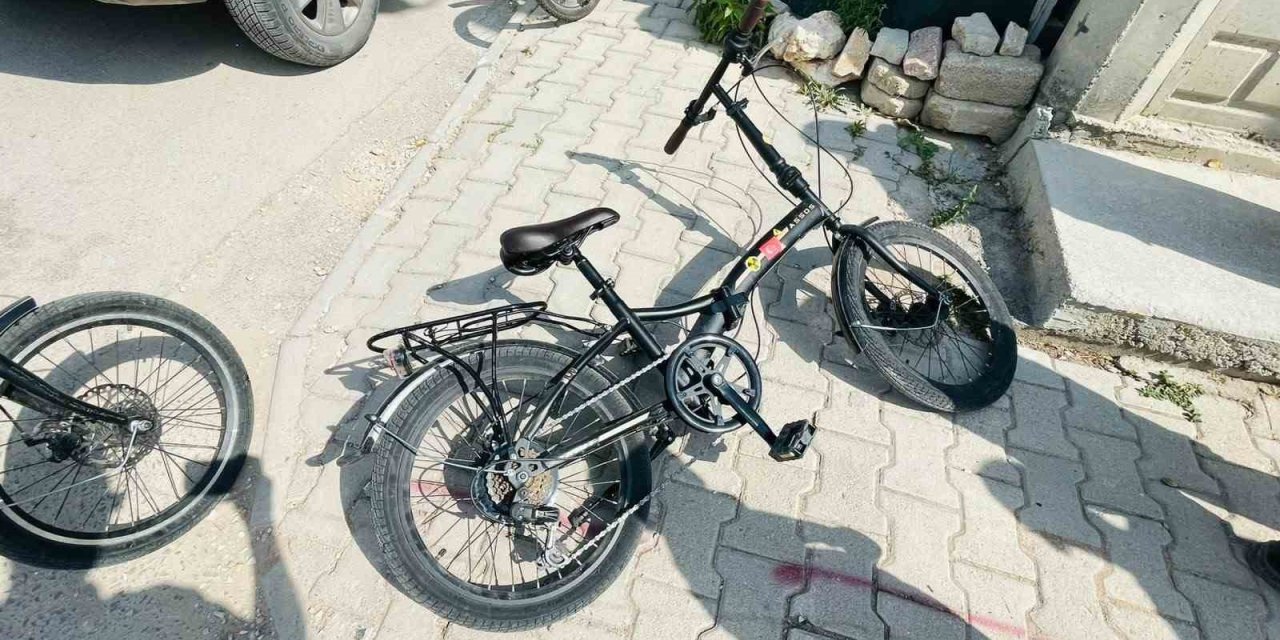Karaman’da Pikabın Çarptığı Bisikletli Çocuk Yaralandı