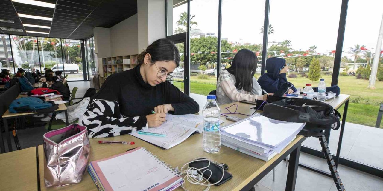 Mersin, Öğrenci Dostu Şehirler Sıralamasında İkinci Oldu