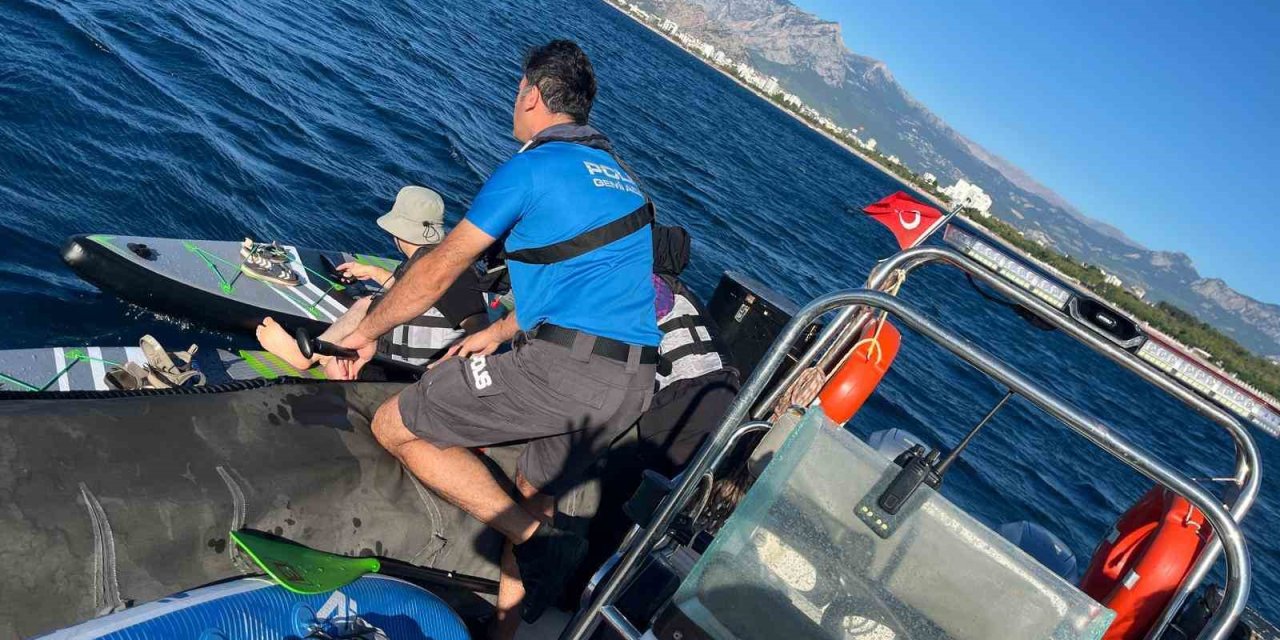 Rüzgarla 2 Mil Açığa Sürüklenen 38 Sup’cuyu Deniz Polisi Kurtardı