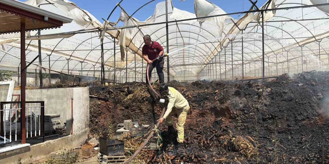 Gazipaşa’da Sera Yangını